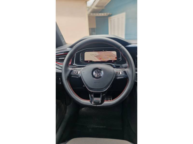 VOLKSWAGEN - VIRTUS - 2020/2021 - Prata - R$ 109.990,00