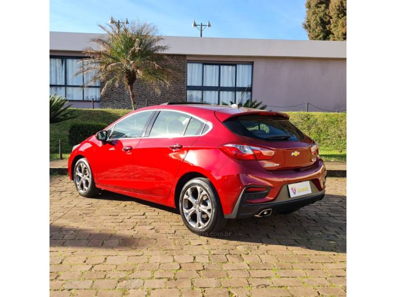 CHEVROLET - CRUZE - 2016/2017 - Vermelha - R$ 89.990,00