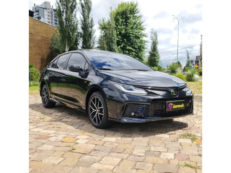 TOYOTA - COROLLA - 2024/2025 - Preta - R$ 184.990,00