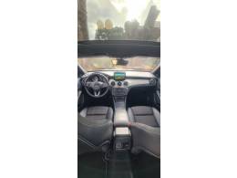 MERCEDES-BENZ - GLA 200 - 2015/2016 - Branca - R$ 119.990,00