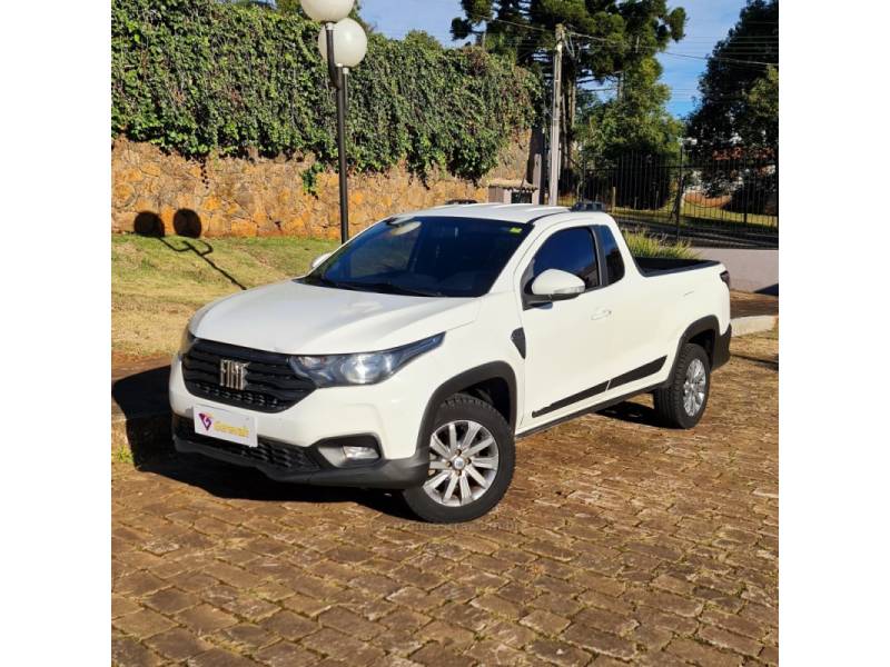 FIAT - STRADA - 2021/2022 - Branca - R$ 66.990,00