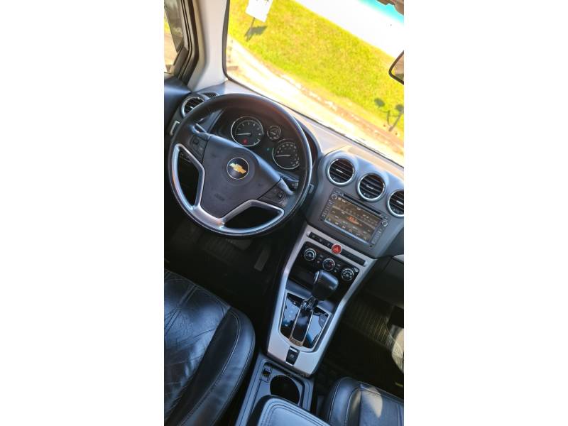 CHEVROLET - CAPTIVA - 2011/2011 - Branca - R$ 39.900,00