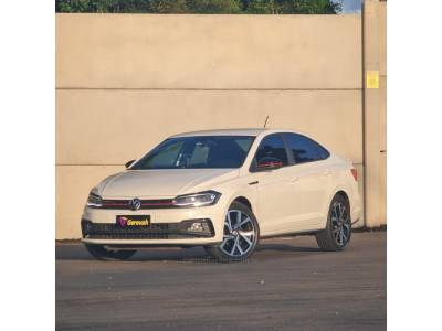 VOLKSWAGEN - VIRTUS - 2021/2022 - Branca - R$ 119.990,00