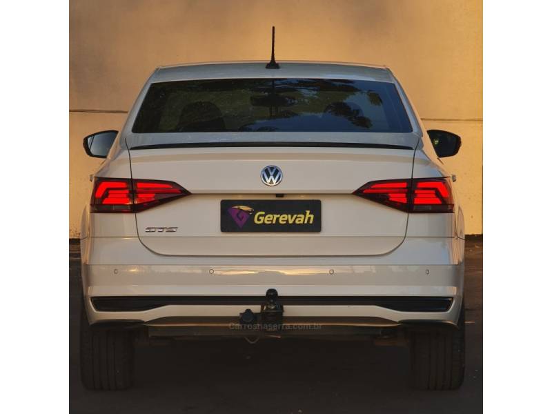 VOLKSWAGEN - VIRTUS - 2021/2022 - Branca - R$ 119.990,00