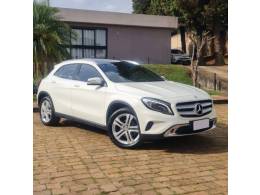 MERCEDES-BENZ - GLA 200 - 2015/2016 - Branca - R$ 119.990,00