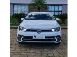 VOLKSWAGEN - POLO - 2022/2023 - Branca - R$ 99.990,00