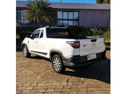 FIAT - STRADA - 2021/2022 - Branca - R$ 66.990,00