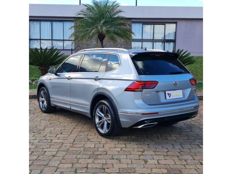 VOLKSWAGEN - TIGUAN - 2019/2019 - Prata - R$ 164.990,00