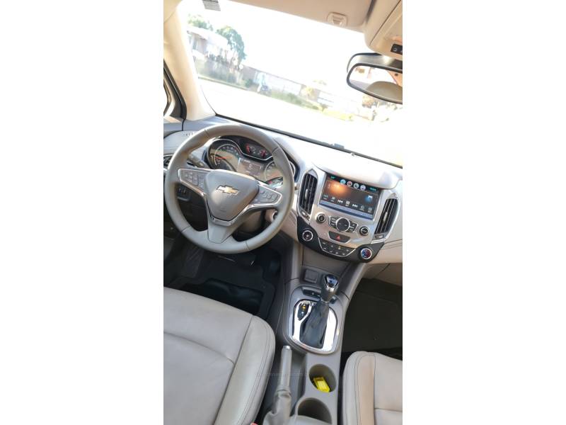 CHEVROLET - CRUZE - 2016/2017 - Vermelha - R$ 89.990,00