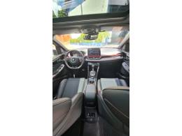 FIAT - FASTBACK - 2025/2026 - Branca - R$ 164.990,00