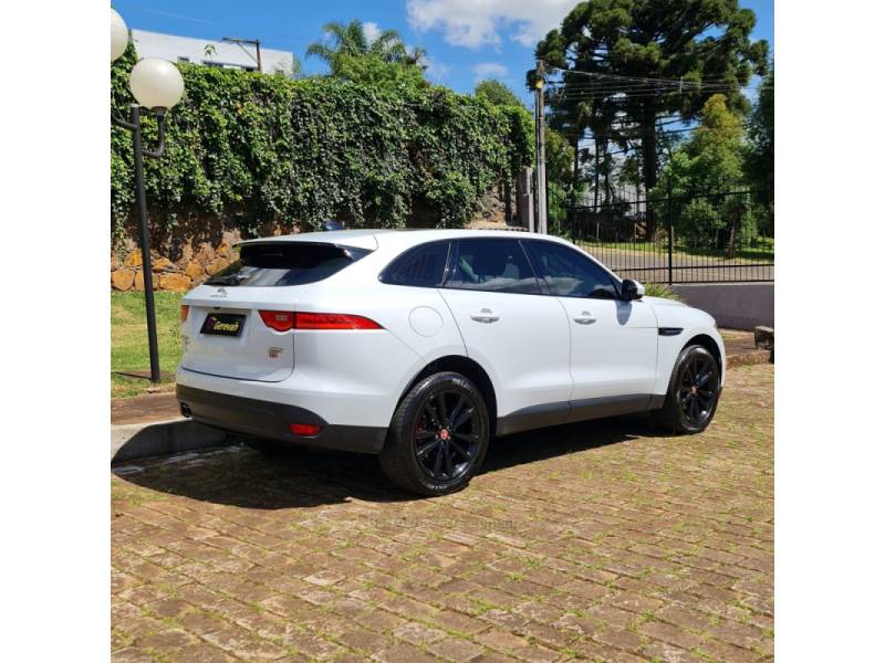 JAGUAR - F-PACE - 2019/2020 - Branca - R$ 189.990,00