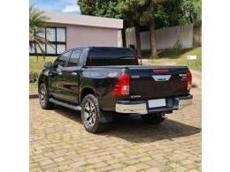 TOYOTA - HILUX - 2018/2019 - Preta - R$ 209.990,00