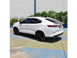 FIAT - FASTBACK - 2025/2026 - Branca - R$ 164.990,00