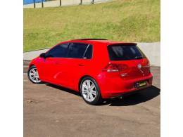 VOLKSWAGEN - GOLF - 2017/2017 - Vermelha - R$ 84.990,00