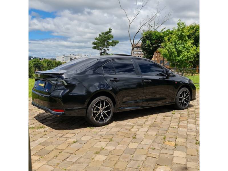 TOYOTA - COROLLA - 2024/2025 - Preta - R$ 184.990,00