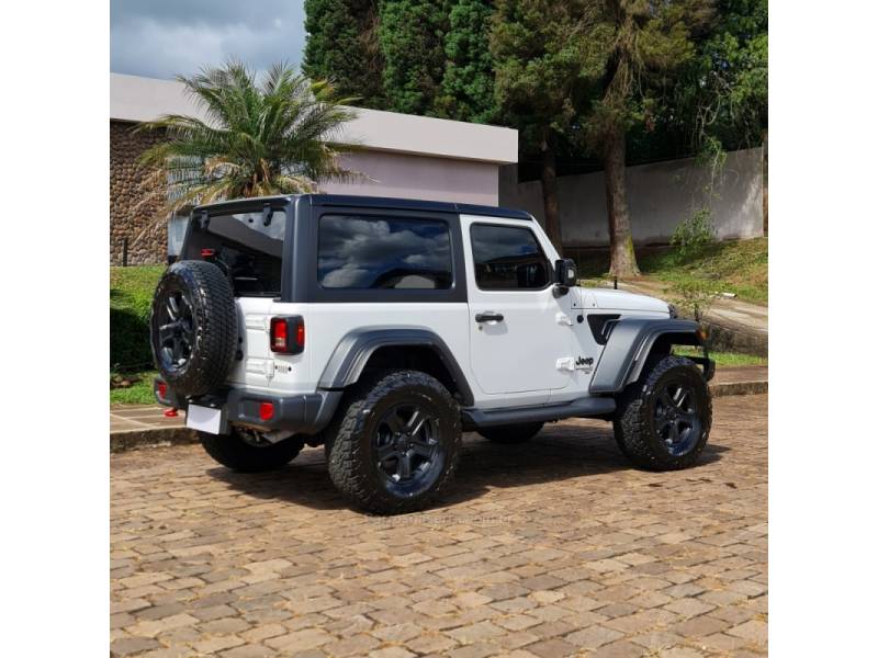 JEEP - WRANGLER - 2018/2018 - Branca - R$ 239.990,00