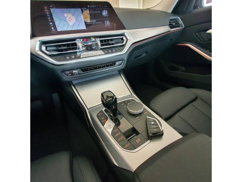 BMW - 320I - 2020/2021 - Cinza - R$ 219.990,00