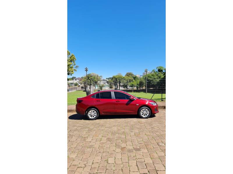 CHEVROLET - ONIX - 2023/2023 - Vermelha - R$ 74.990,00